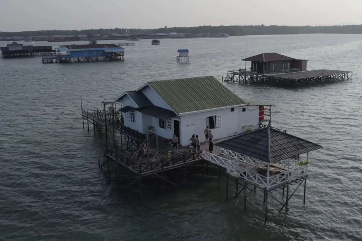 Di Atas Laut Bontang Kuala, Pemerintah Menjual Mimpi Wisata Premium Penyangga IKN