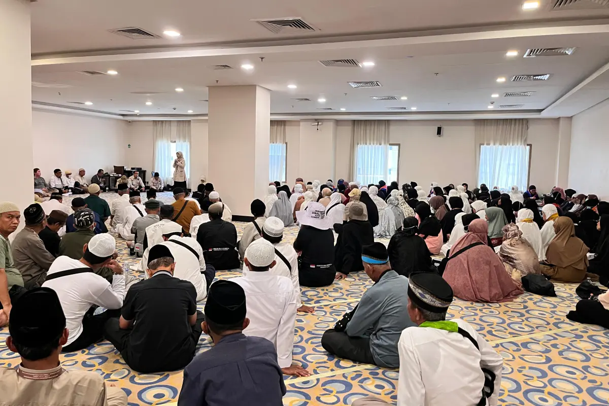 Gapai Langit dengan Doa, Tangis Jemaah Haji Padang Pecah saat Menata Batin Menuju Arafah