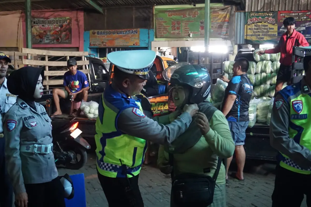 Pasar Karangploso Kabupaten Malang 2