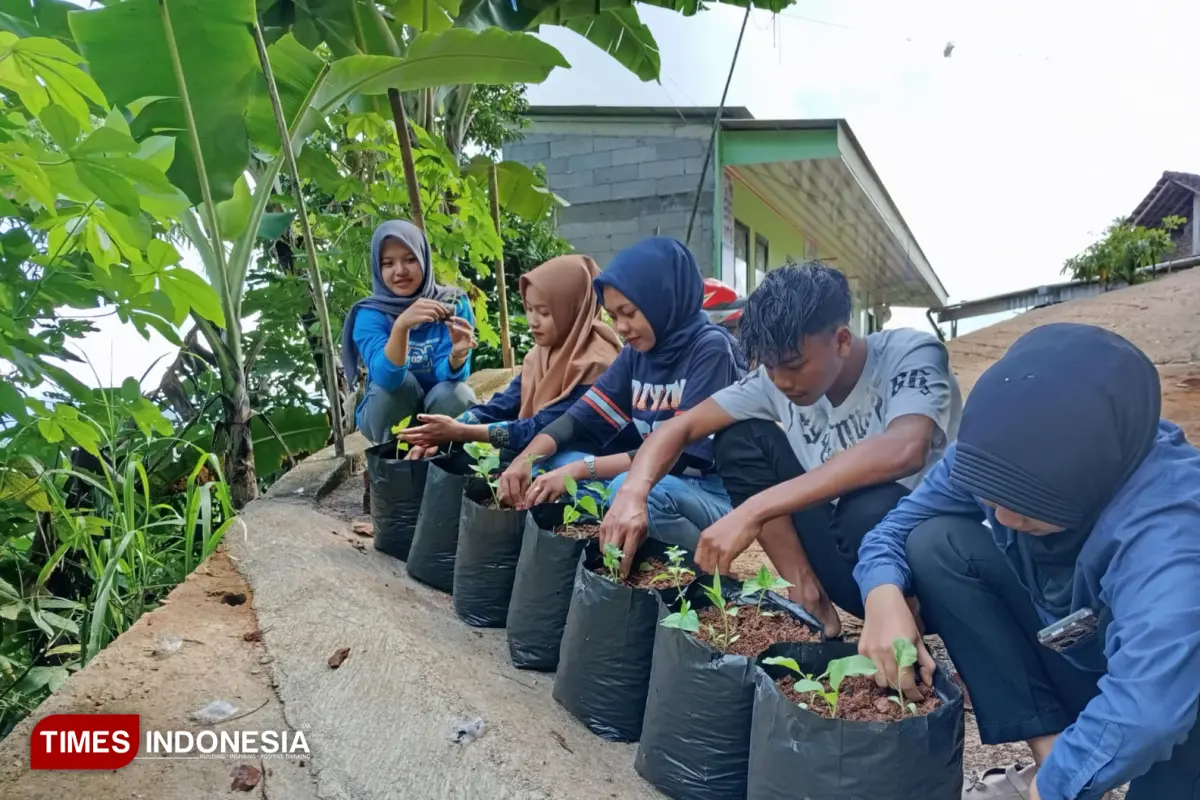 PKBM Mandiri Cerdas Ngreco Pacitan Dorong Warga Belajar Kuasai Ketahanan Pangan