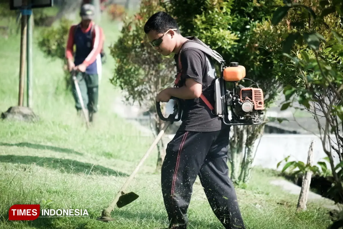 Polbangtan Malang Dukung Gerakan ASRI Lewat Aksi Bersih Asrama Mahasiswa