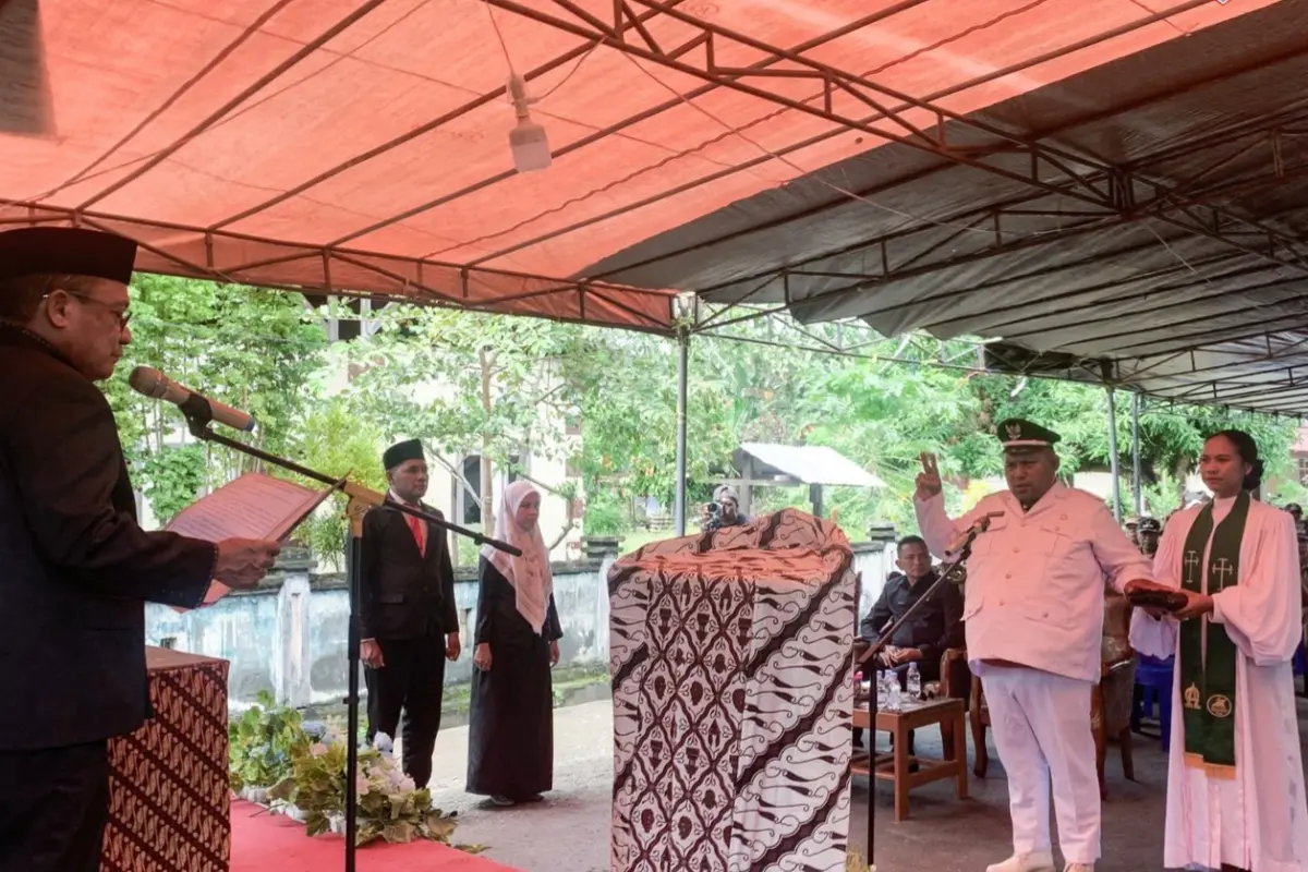 Lantik Kades PAW, Pesan Keras Bupati Rusli Sibua: Jangan Khianati Amanah Rakyat