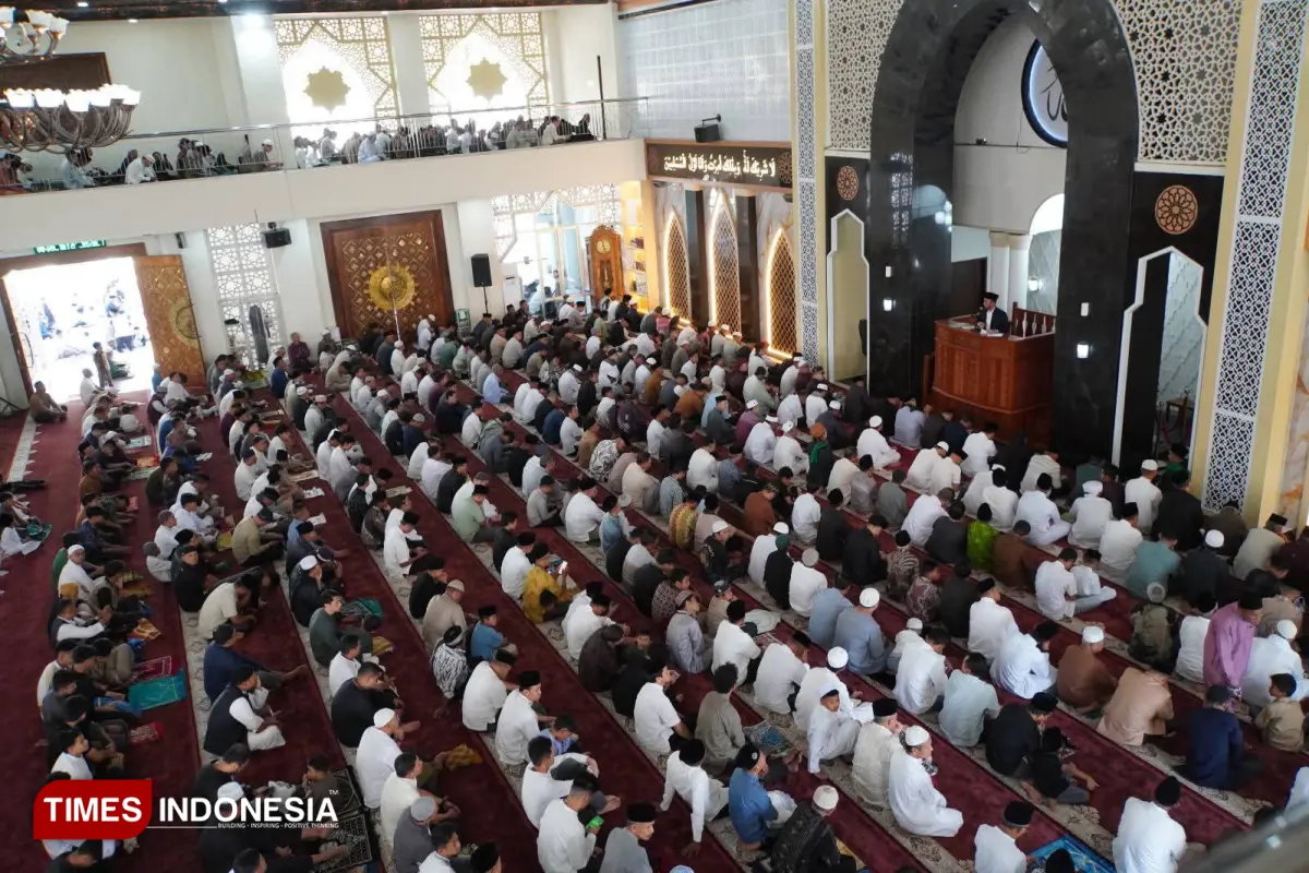 Doa untuk Jemaah Haji Terlantun dalam Shalat Idul Adha di Islamic Centre Padang Panjang