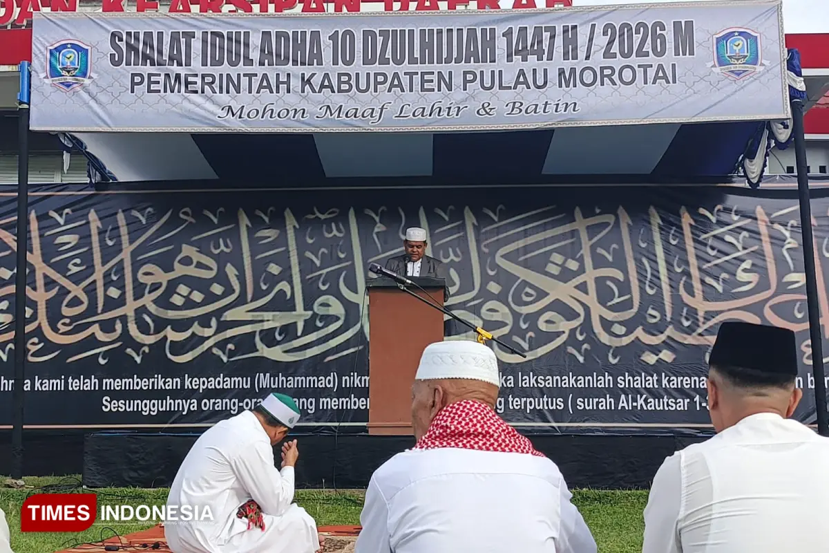 Teladan Ibrahim dan Ismail Menggema di Morota, Khatib Serukan Qurban Jadi Gerakan Nasional Lawan Kemiskinan dan Stunting