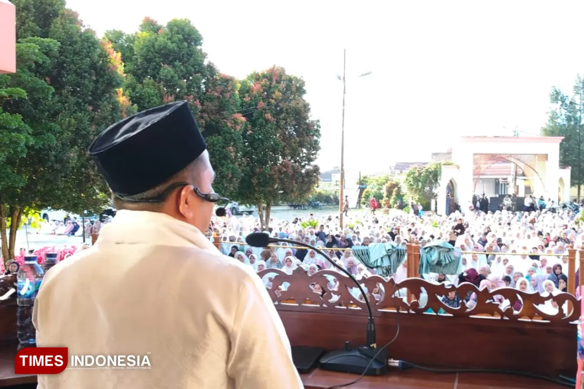 Khutbah Idul Adha Wabup Solok di Masjid Ummi, Kawasan Danau Diatas Dipadati Jamaah