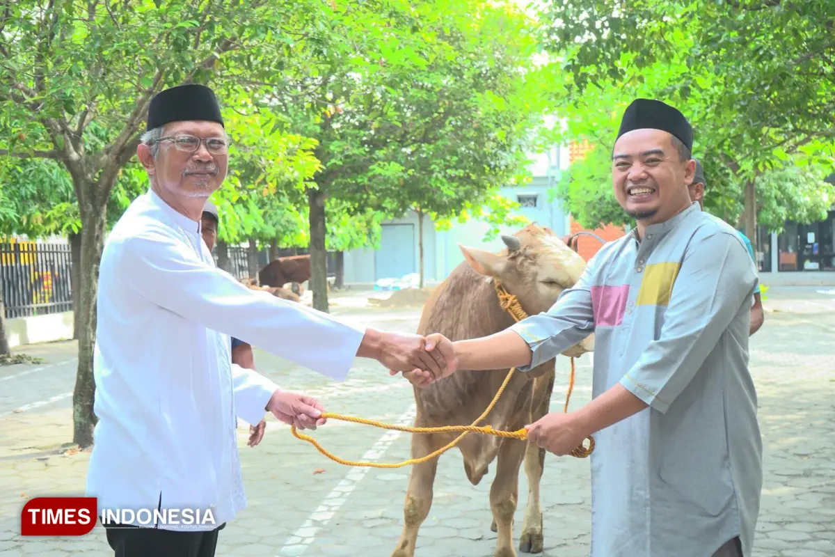 UNIPMA Madiun Tebar Kepedulian Lewat Pemotongan Hewan Kurban Idul Adha 1447 H
