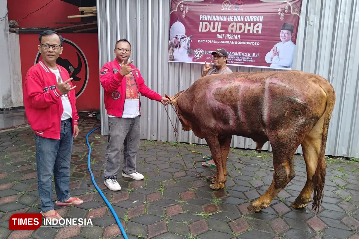 Berbagi Hewan Kurban untuk Warga Bondowoso, Sonny: Idul Adha Mengajarkan Banyak Hal