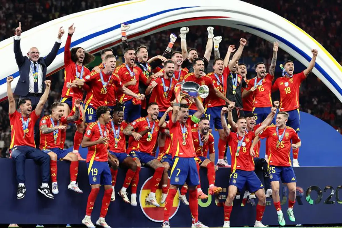 Luis de la Fuente Ungkap Formula Spanyol Menuju Misi Juara Dunia 2026