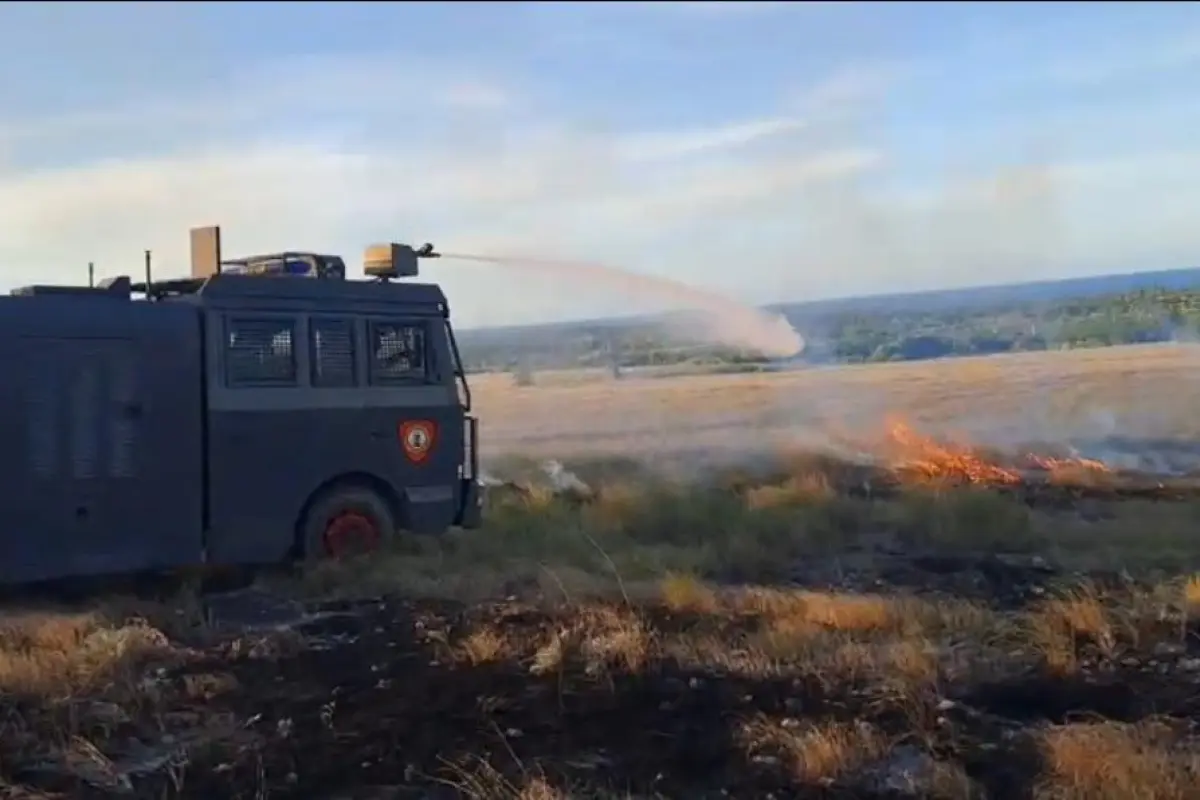 Polres Sumba Timur Berhasil Redam Kebakaran Padang Kering di Palakahembi