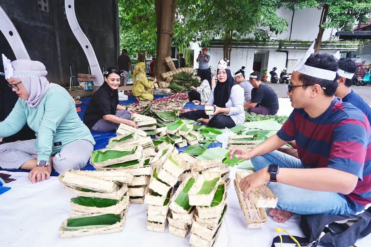 ASN Banyuwangi Tebar Kebahagiaan Idul Adha Lewat Ribuan Paket Daging Kurban