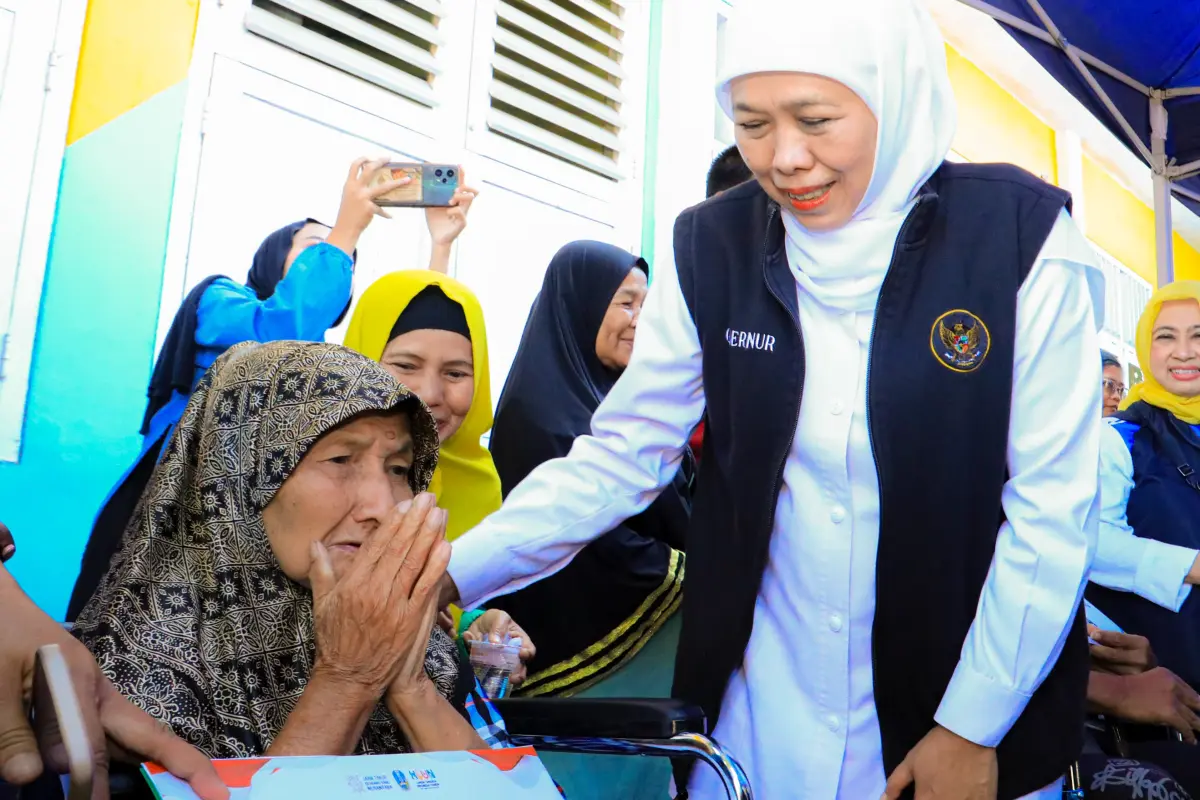 Hari Lanjut Usia Nasional 2026, Gubernur Khofifah Ajak Masyarakat Bahagiakan dan Jaga Lansia
