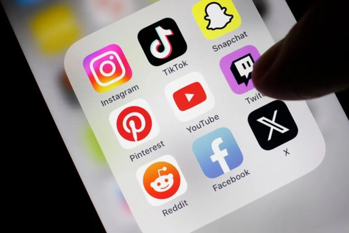 Malaysia Larang Anak di Bawah 16 Tahun Bikin Akun Media Sosial
