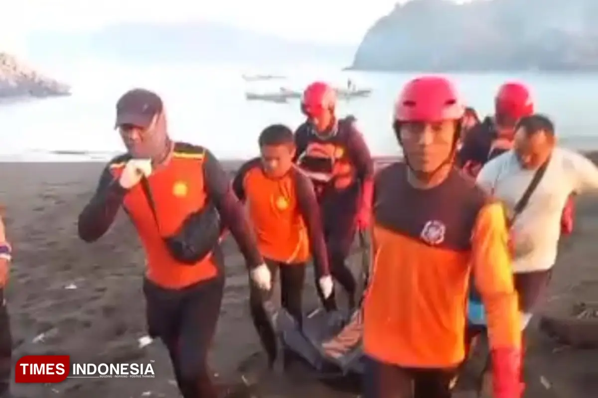 Hari Ketiga Operasi SAR, Satu Korban Laka Laut Pantai Payangan Jember Ditemukan Meninggal Dunia