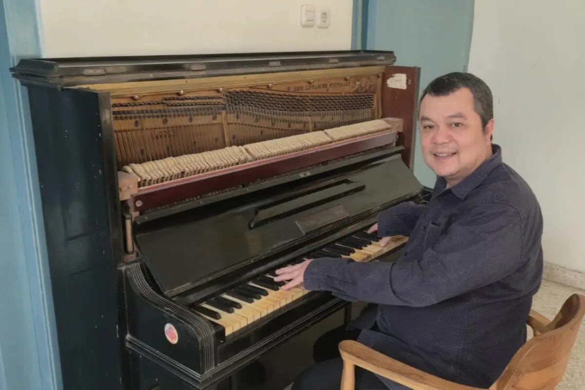 Jejak Sejarah Piano Rich Lipp & Sohn Milik Keluarga Felly: Saksi Perang hingga Kembali ke Pangkuan Pemilik