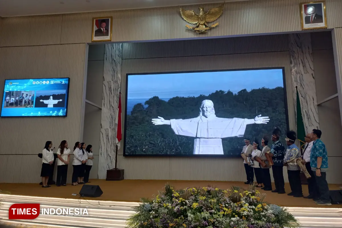 melakukan konferensi per 2