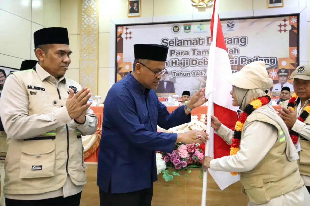 Sambut Jemaah PDG 01, Sekda Sumbar Ingatkan Jemaah Jaga Kemabruran Haji dan Jadi Teladan