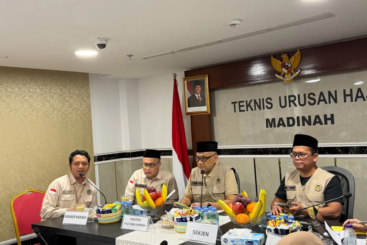 Menhaj Pastikan Konsumsi Jemaah Haji Indonesia Gelombang Kedua di Madinah Bercitarasa Nusantara