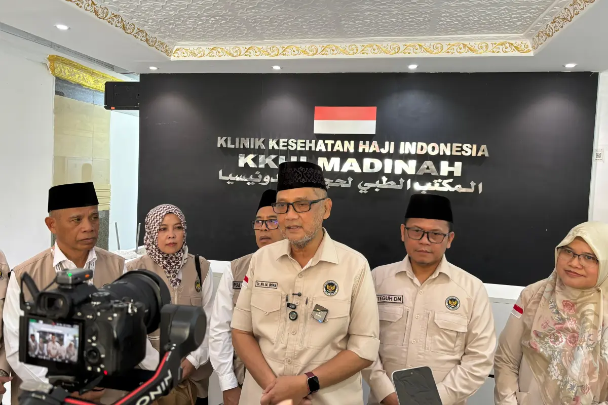 Menhaj Bahas Capaian Kesehatan dan Evaluasi KKHI di Madinah