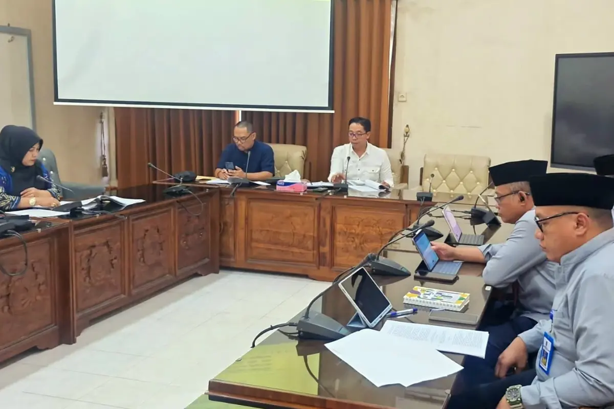 Raperda Trantibum Linmas Banyuwangi Usulkan Denda hingga Rp125 Juta bagi Toko Modern tanpa PBG-SLF