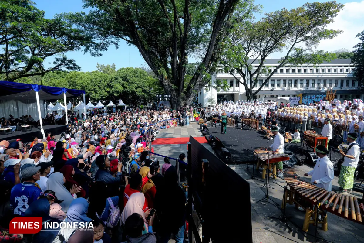 Upaya Melestarikan Budaya yang Diakui Dunia, Pemkot Bandung Gelar Festival Angklung 2026