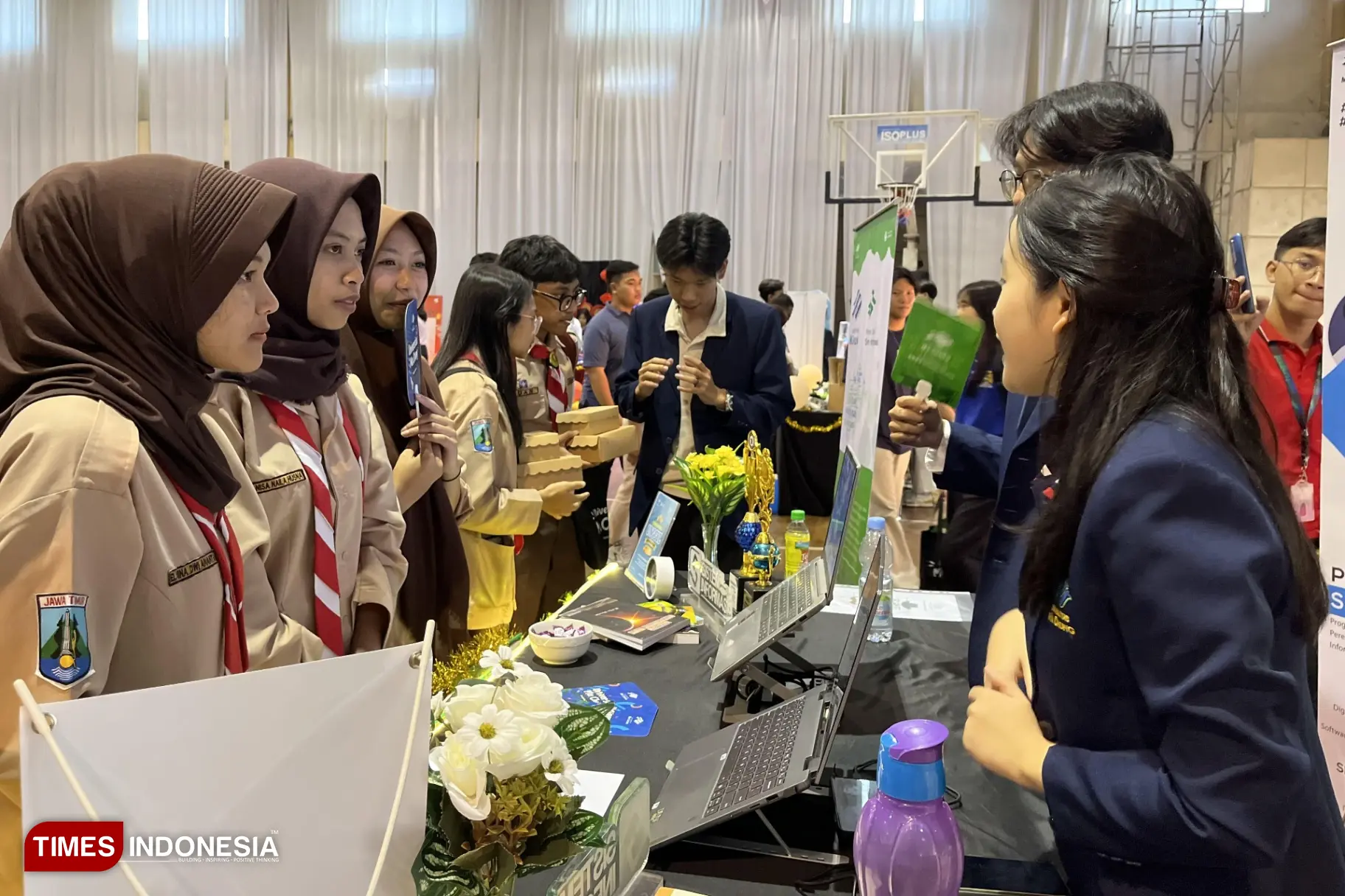 Meriah! Universitas Ma Chung Sambut Ratusan Siswa dalam Gelaran Open House 2026