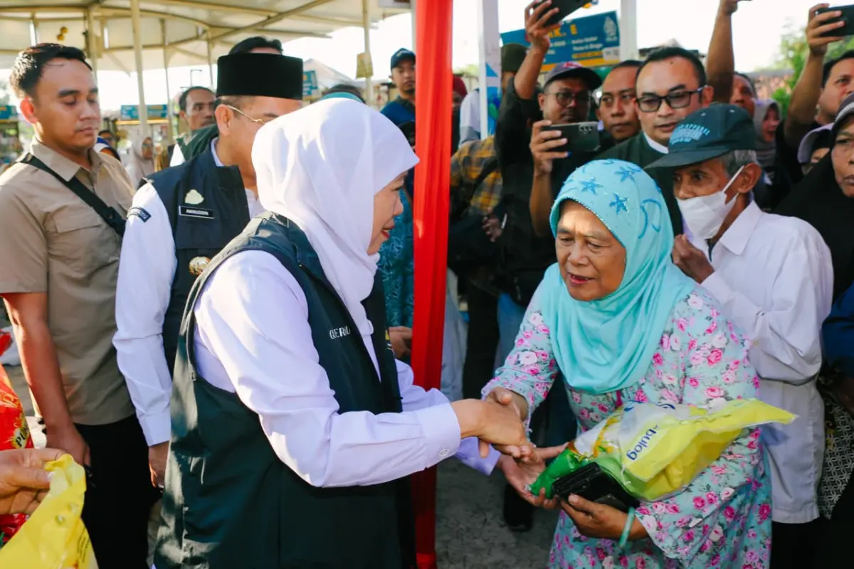 Khofifah Kunjungi Kota Probolinggo, Buktikan Sinergi Pemerintah Kendalikan Inflasi
