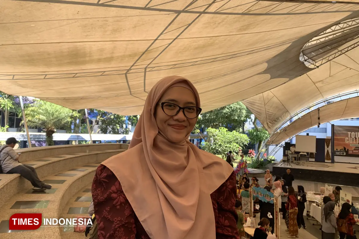 Salah satu booth jualan 3