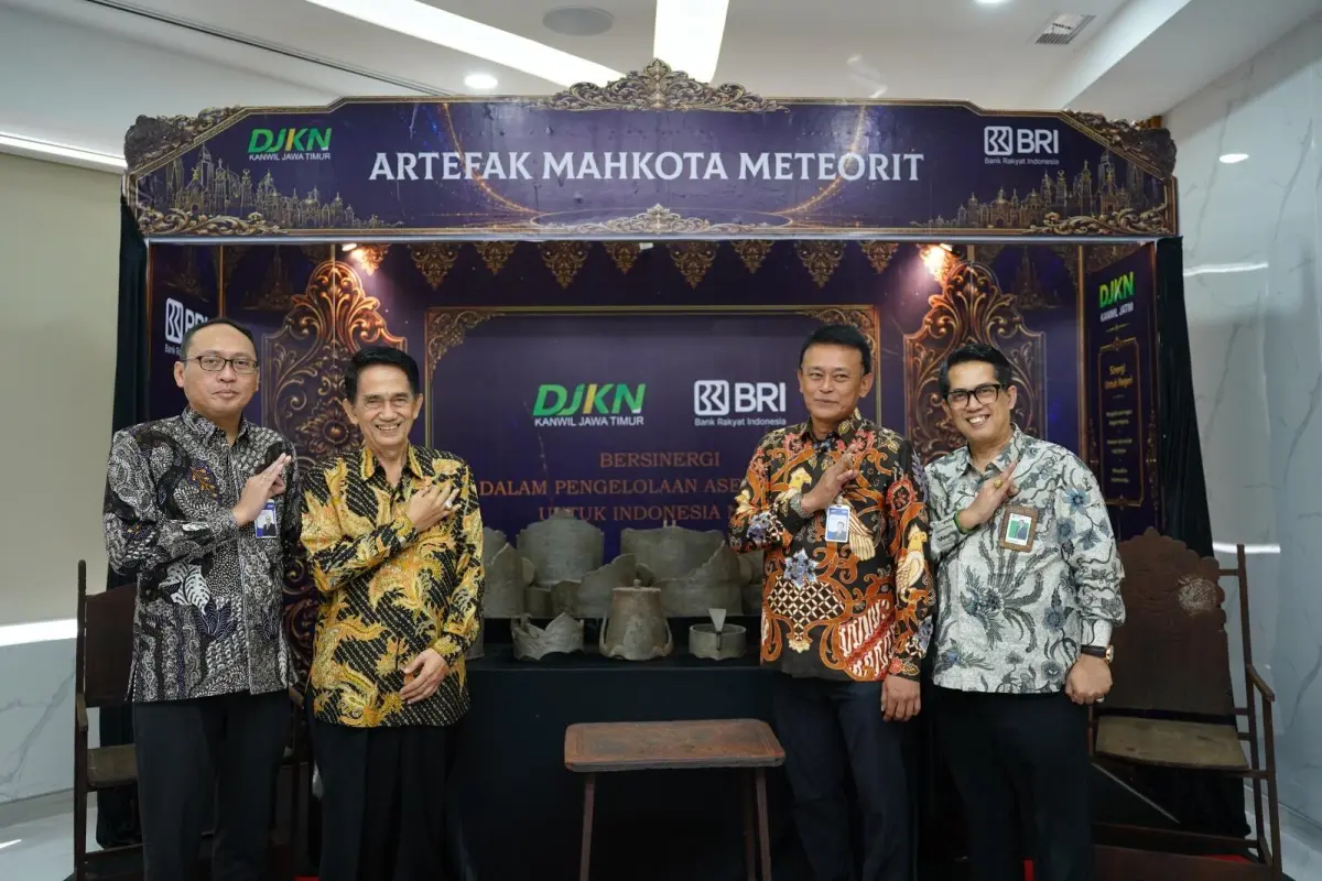 Kanwil DJKN Jatim dan BRI Gelar Pameran Artefak Mahkota Meteorit di Surabaya