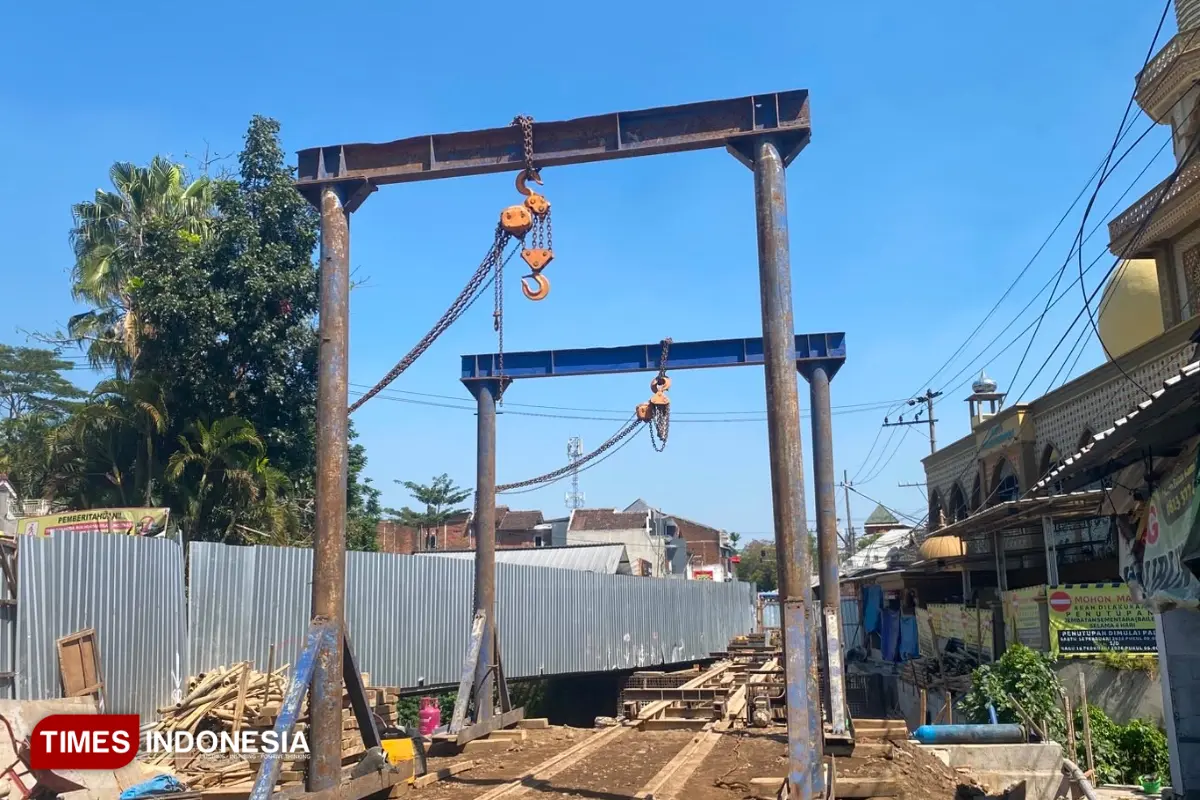 Jembatan Sonokembang Kota Malang Ditarget Rampung Juli 2026 Meski Progres Baru 38 Persen