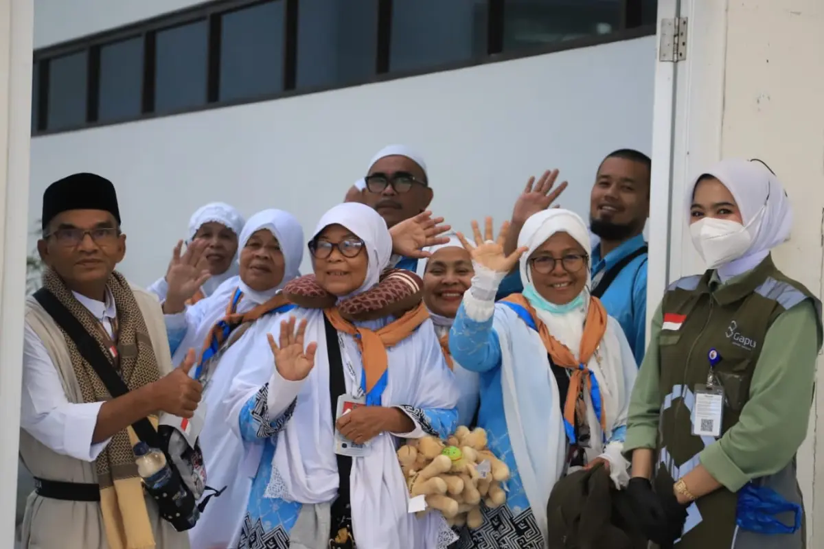 Kloter PDG 07 Debarkasi Padang Tiba, Satu Jemaah Haji Bengkulu Lanjutkan Perawatan di RSUP M Djamil