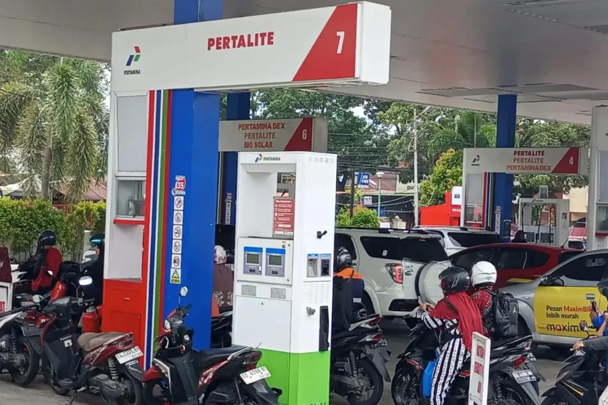 Efek Kenaikan Pertamax di Sumbar Mulai Terasa, Warga Keluhkan Biaya Transportasi Membengkak
