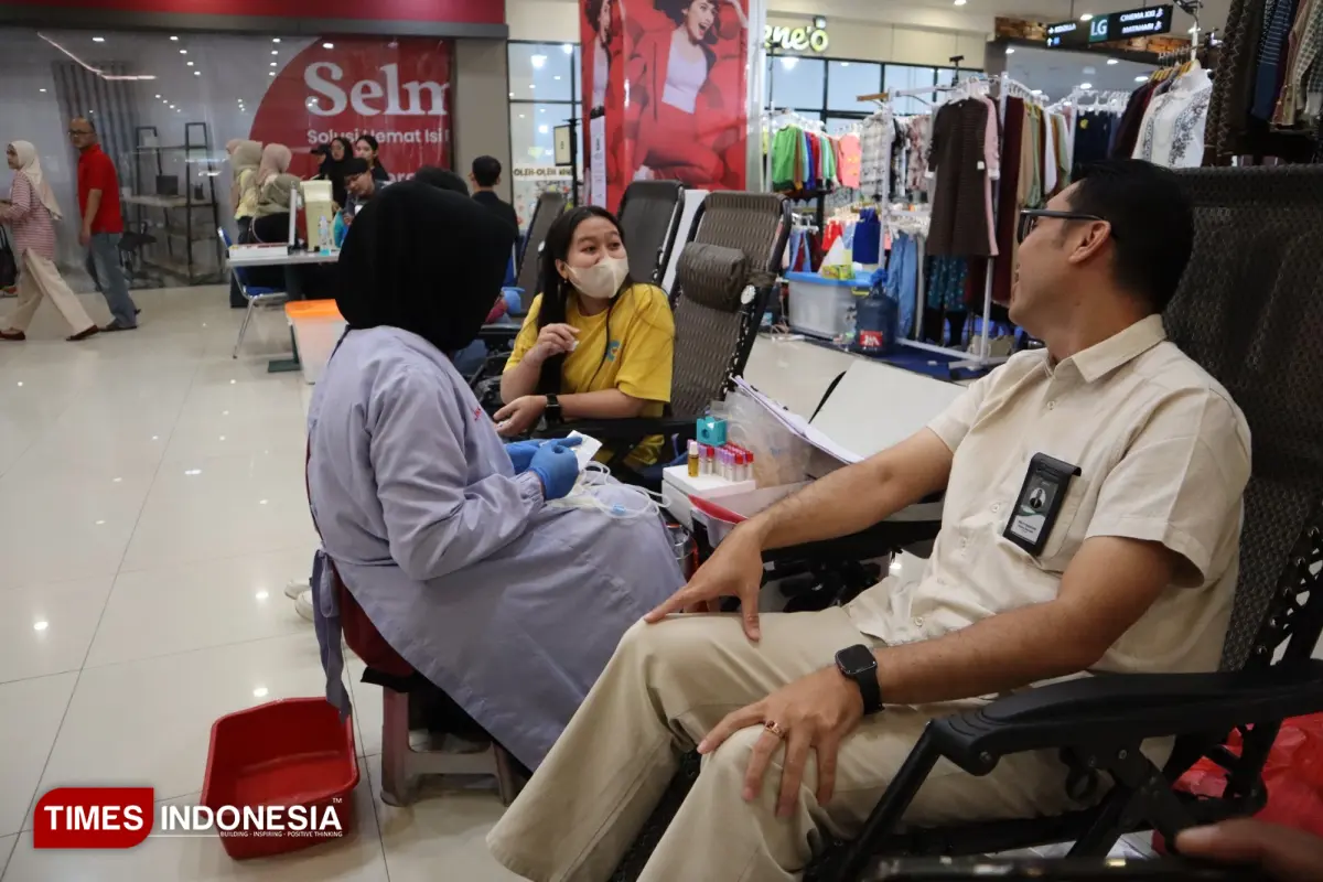 Bisa Sambil Belanja, Pusat Perbelanjaan di Gresik Fasilitas Donor Darah