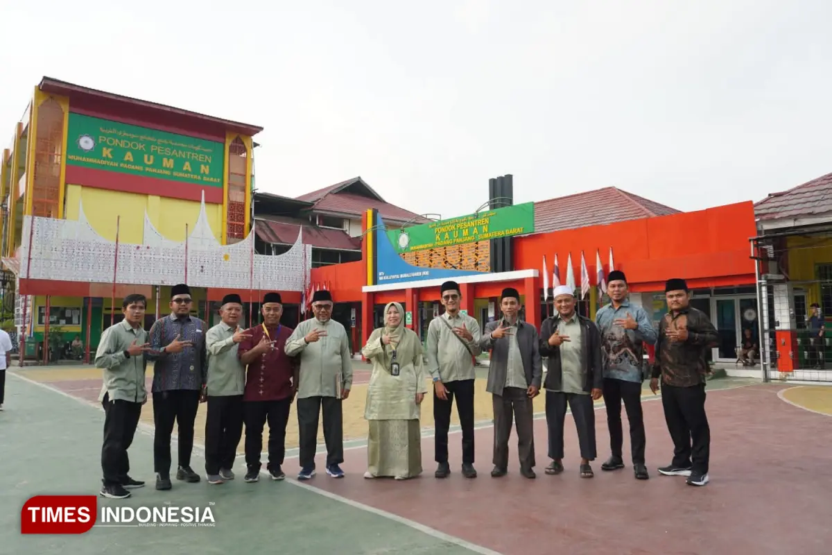 Silaturahmi Lintas Daerah, Belajar dari Pengabdian Satu Abad Pesantren Internasional Kauman