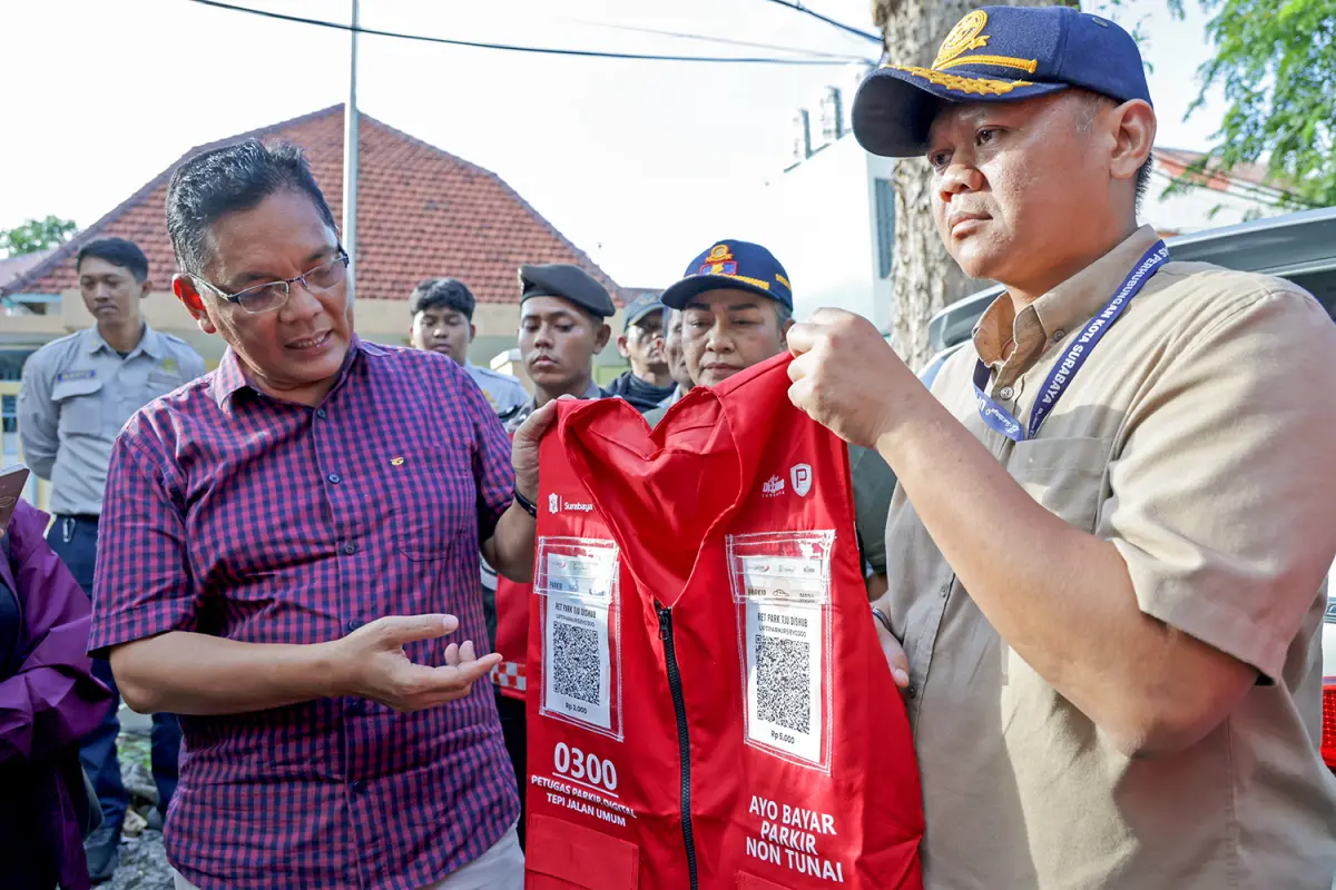 Digitalisasi Parkir Pemkot Surabaya: Dongkrak PAD Hingga Inovasi Sistem Pengawasan