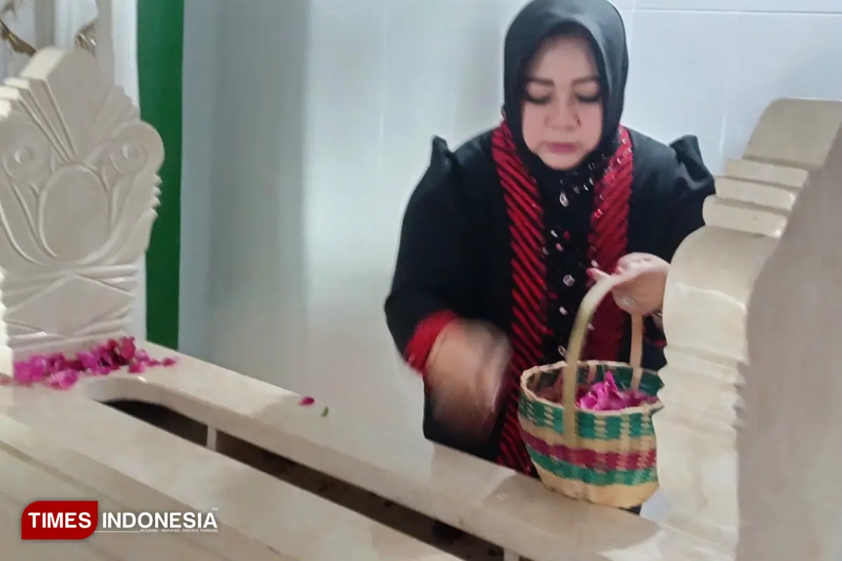 Sambut 1 Suro, Plt Bupati Ponorogo Lisdyarita dan Forkopimda Ziarah ke 6 Makam Leluhur