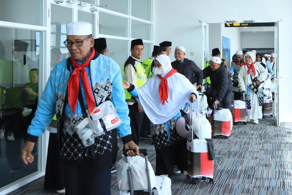 Kloter 11 Tandai Akhir Gelombang Pertama Pemulangan Jemaah Haji Debarkasi Padang