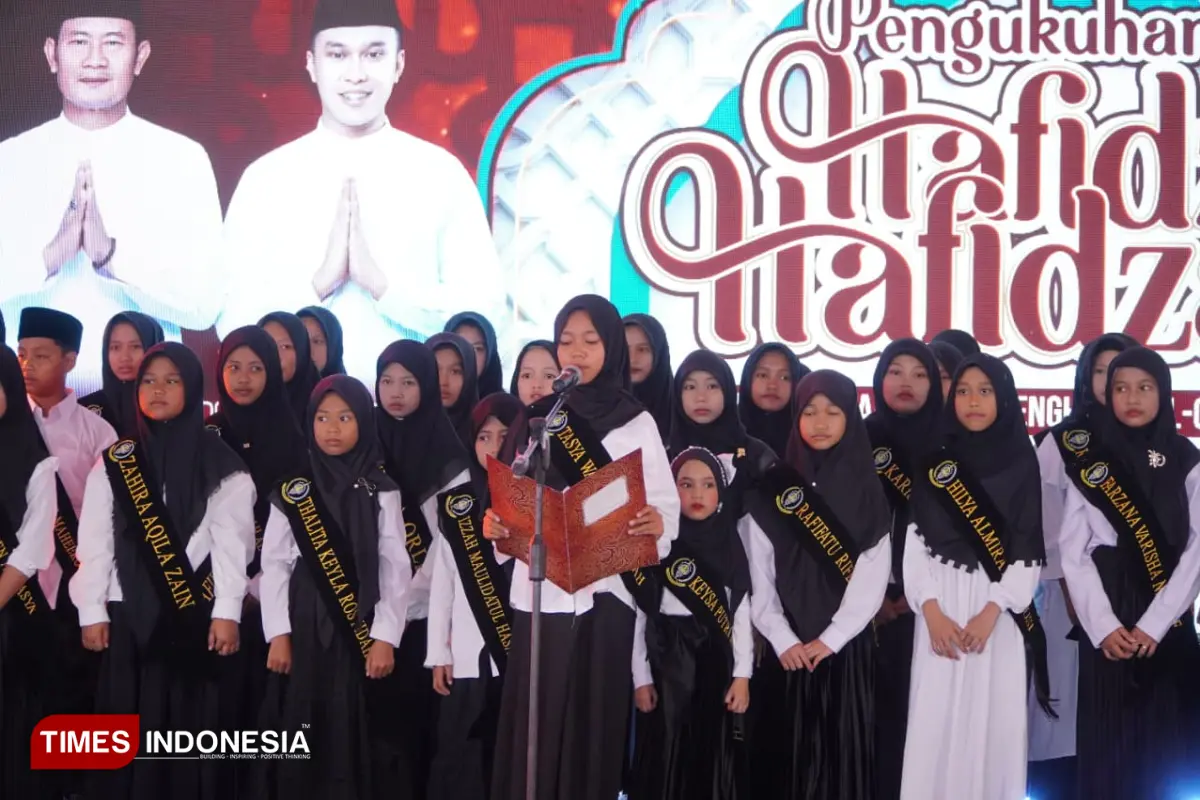 Ribuan Hafidz dan Hafidzah Lamongan Dikukuhkan Jadi Aset Strategis Daerah