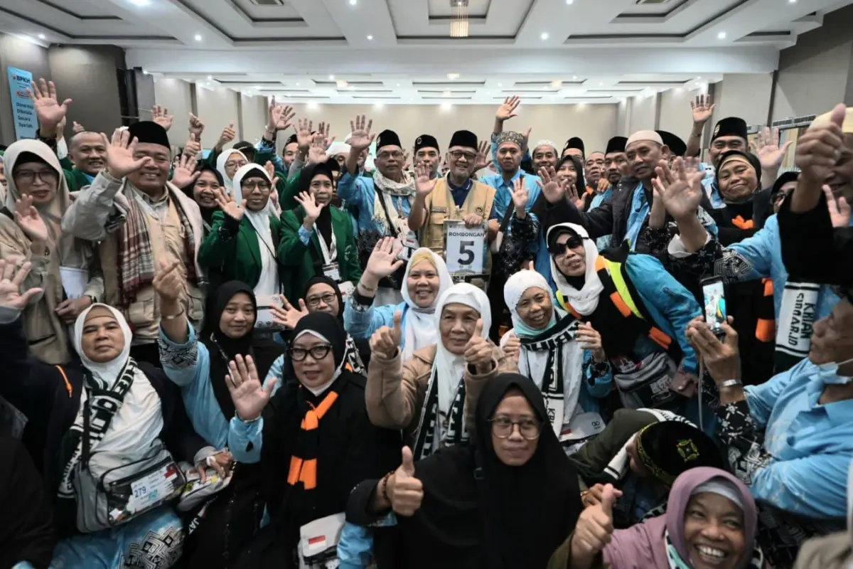 Menhaj menyambut kepulangan jemaah haji Indonesia asal embarkasi SUB - 2