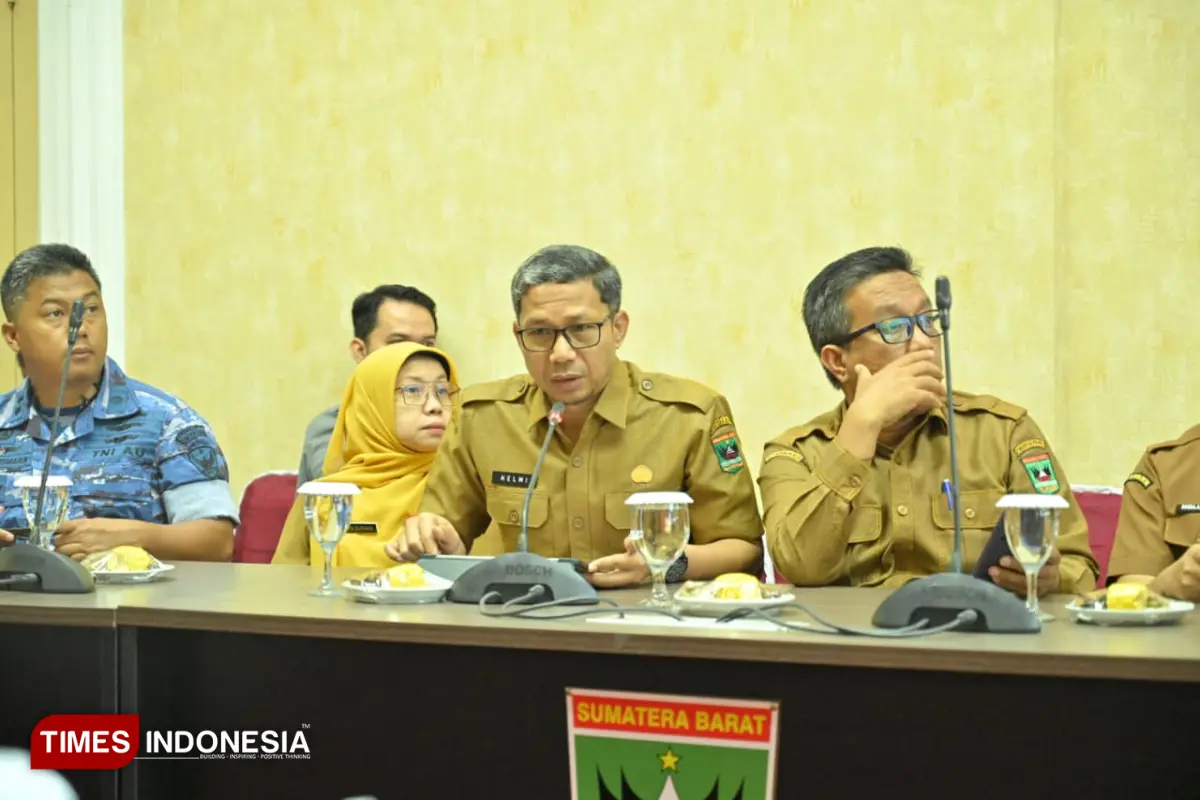 Gubernur Mahyeldi Bentuk Satgas Pengawasan BBM di Seluruh Sumbar untuk Atasi Antrean