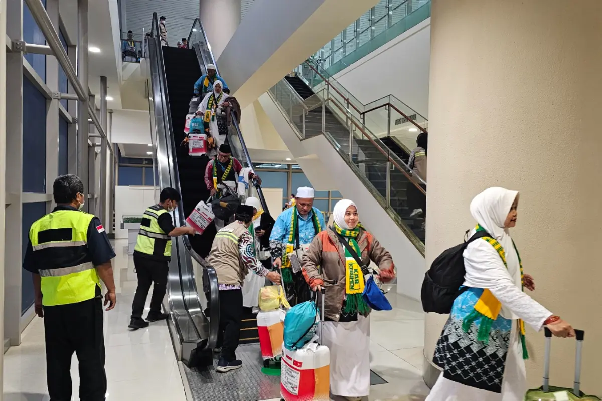 Kemenhaj Kawal Kepulangan Jemaah dari Tanah Suci, Air Zamzam Akan Didistribusikan di Tanah Air