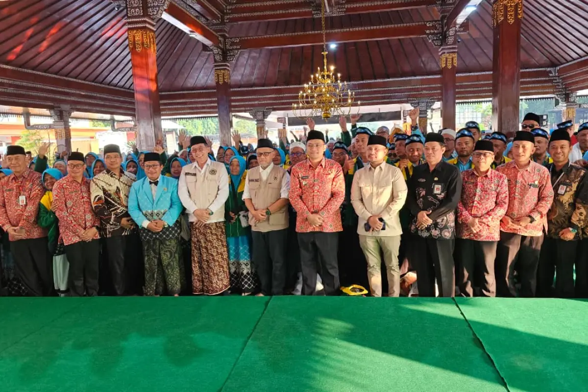 Tiba di Tanah Air, Jemaah Haji Kloter 65 Mojokerto Apresiasi Peningkatan Layanan Haji