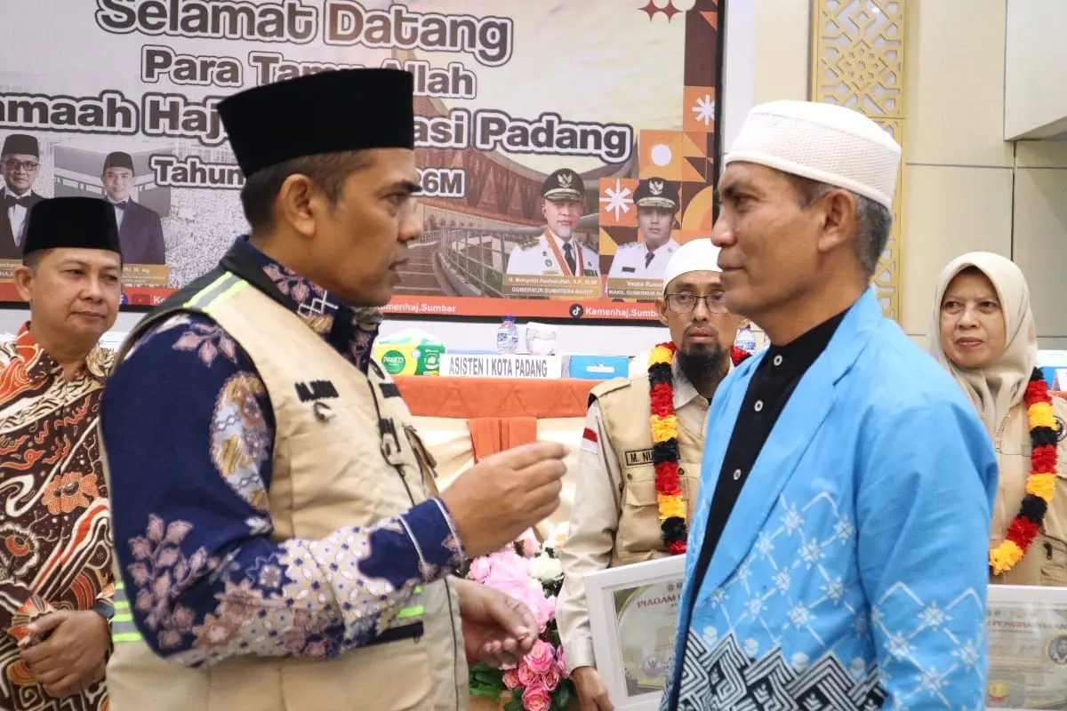 Haji di Tengah Musibah, Jemaah Haji Sumbar Terima Bantuan Rp660 Juta dari Uni Emirat Arab