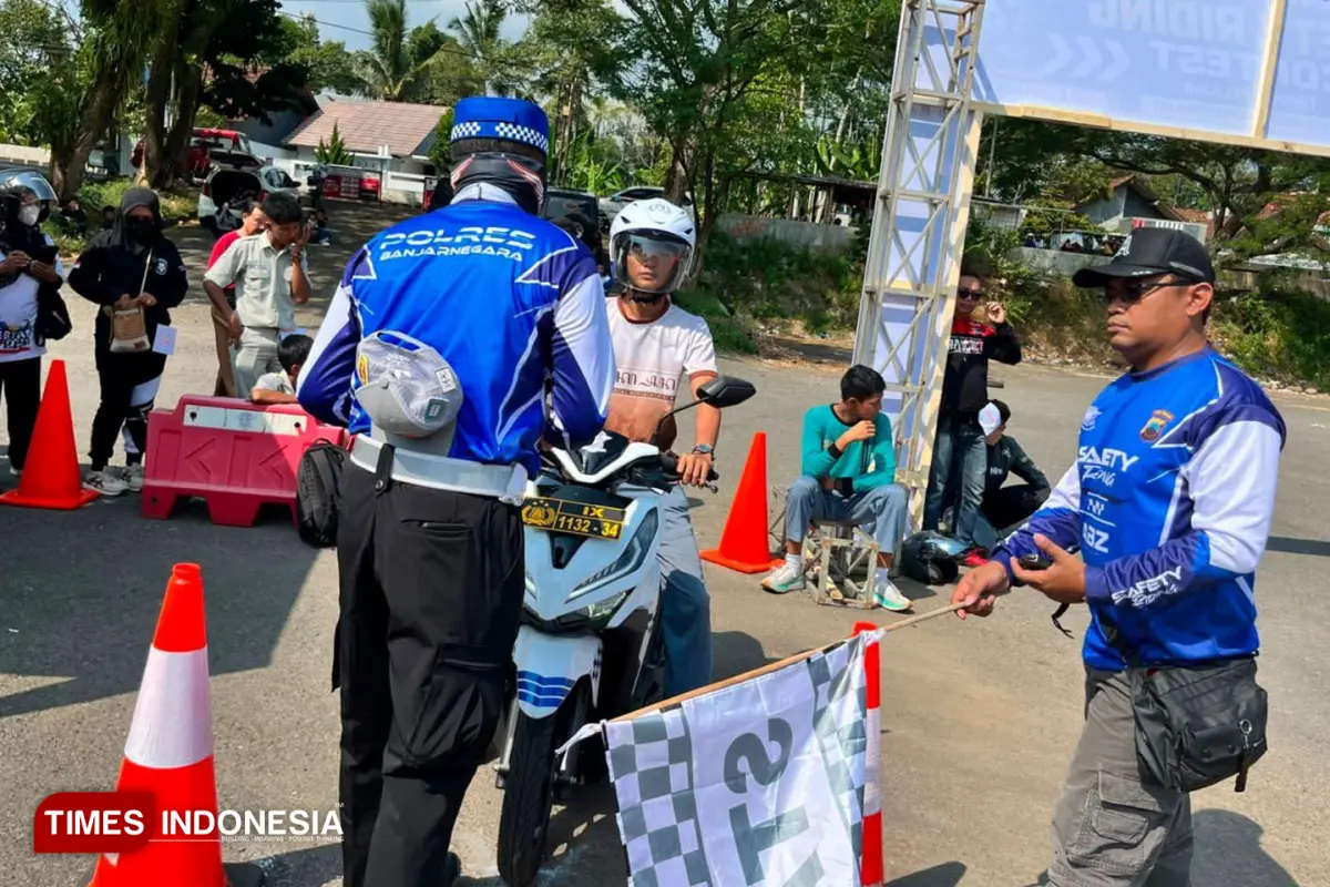 Lomba safety riding 2