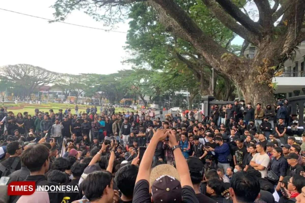 Tajuk Redaksi: Mahasiswa Bukan Musuh Malang