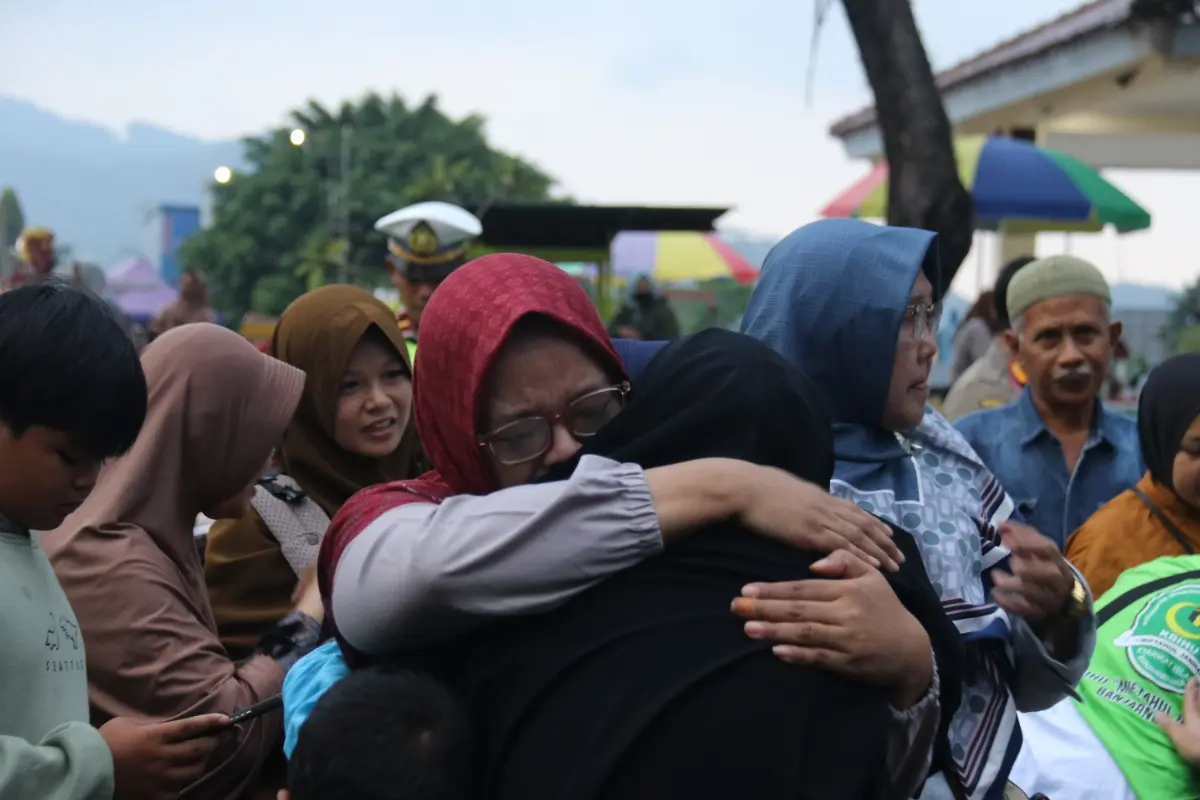 Jemaah Haji Kloter 69 Asal Banjarnegara Tiba di Pendapa Dipayuda Adigraha
