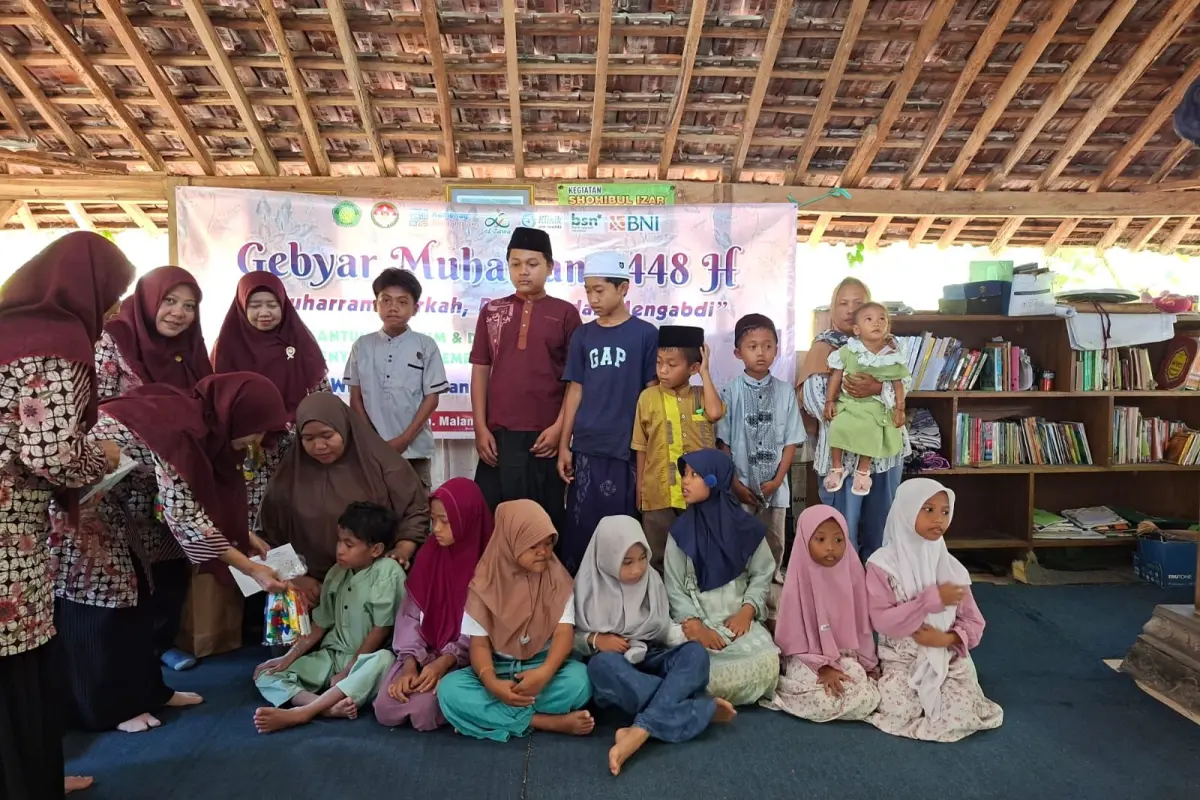 Muharram Momentum Berbagi, DWP UIN Malang Santuni 60 Penerima Manfaat
