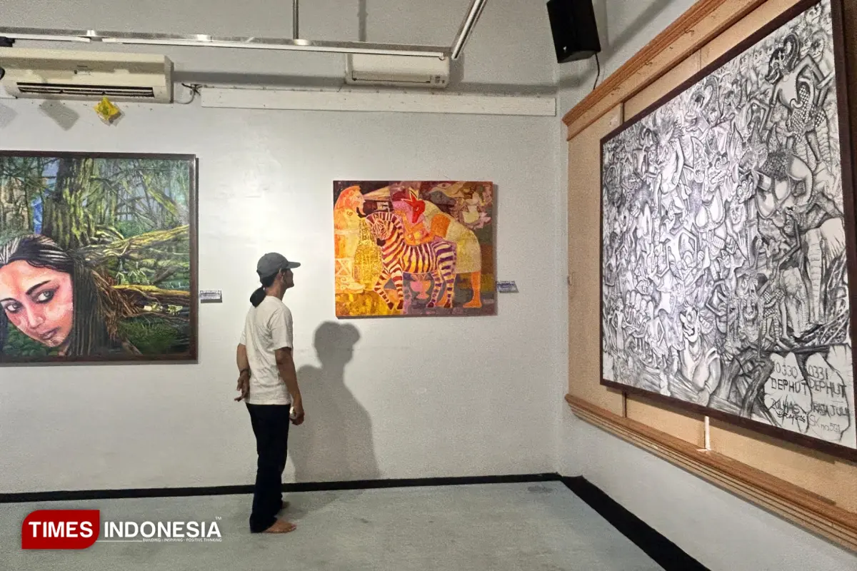 Pameran Simulakra #2, Lukisan Saiful Yatim Lempar Kritikan Tajam Kerusakan Hutan