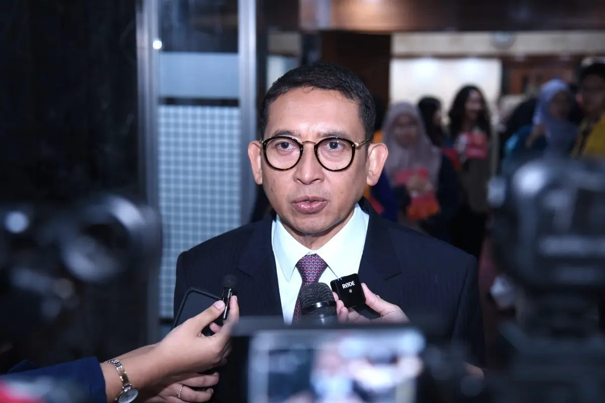 Menbud Fadli Zon Sebut Rumah Sastra Ahmad Tohari sebagai Kantong Budaya