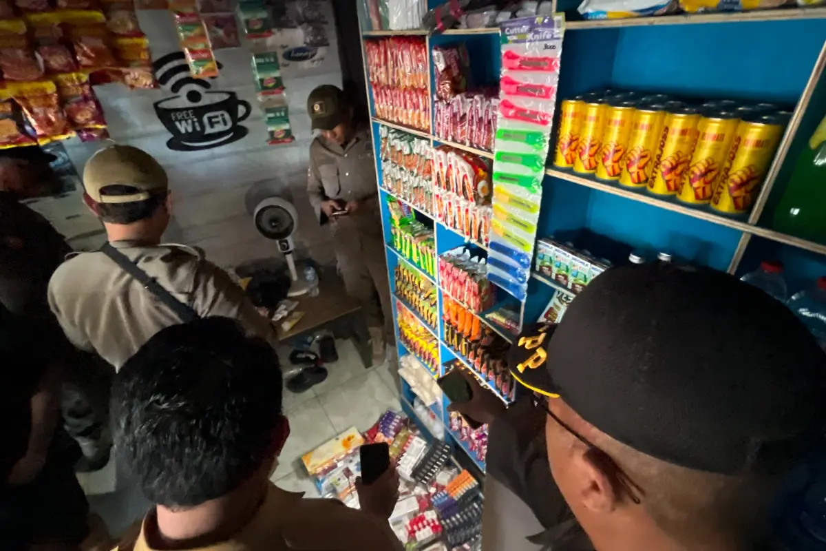 Satpol PP Lamongan Gempur Rokok Ilegal di Empat Kecamatan