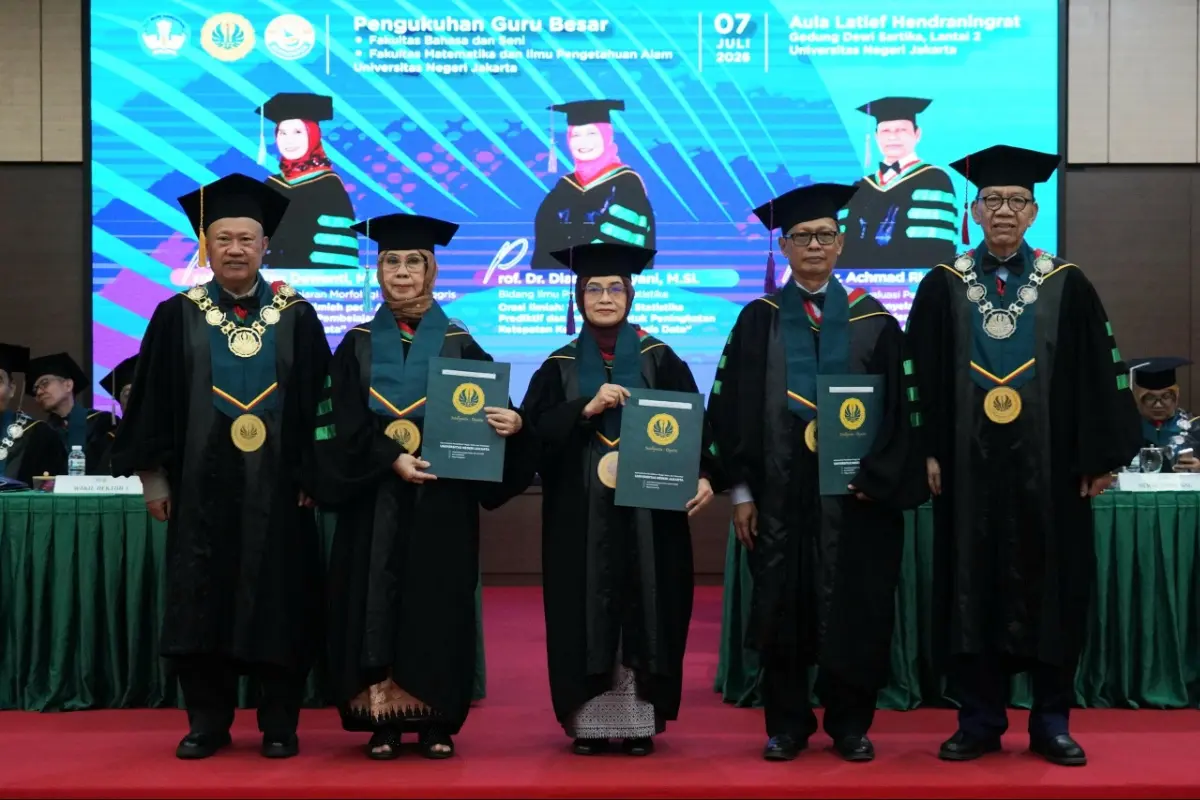 UNJ Kukuhkan Guru Besar Bidang Evaluasi Pendidikan, Pemodelan Statistika dan Morfologi Bahasa Inggris